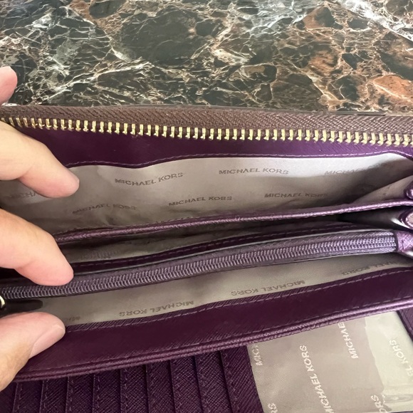 Michael Kors Brown Signature Wallet - Picture 5 of 6